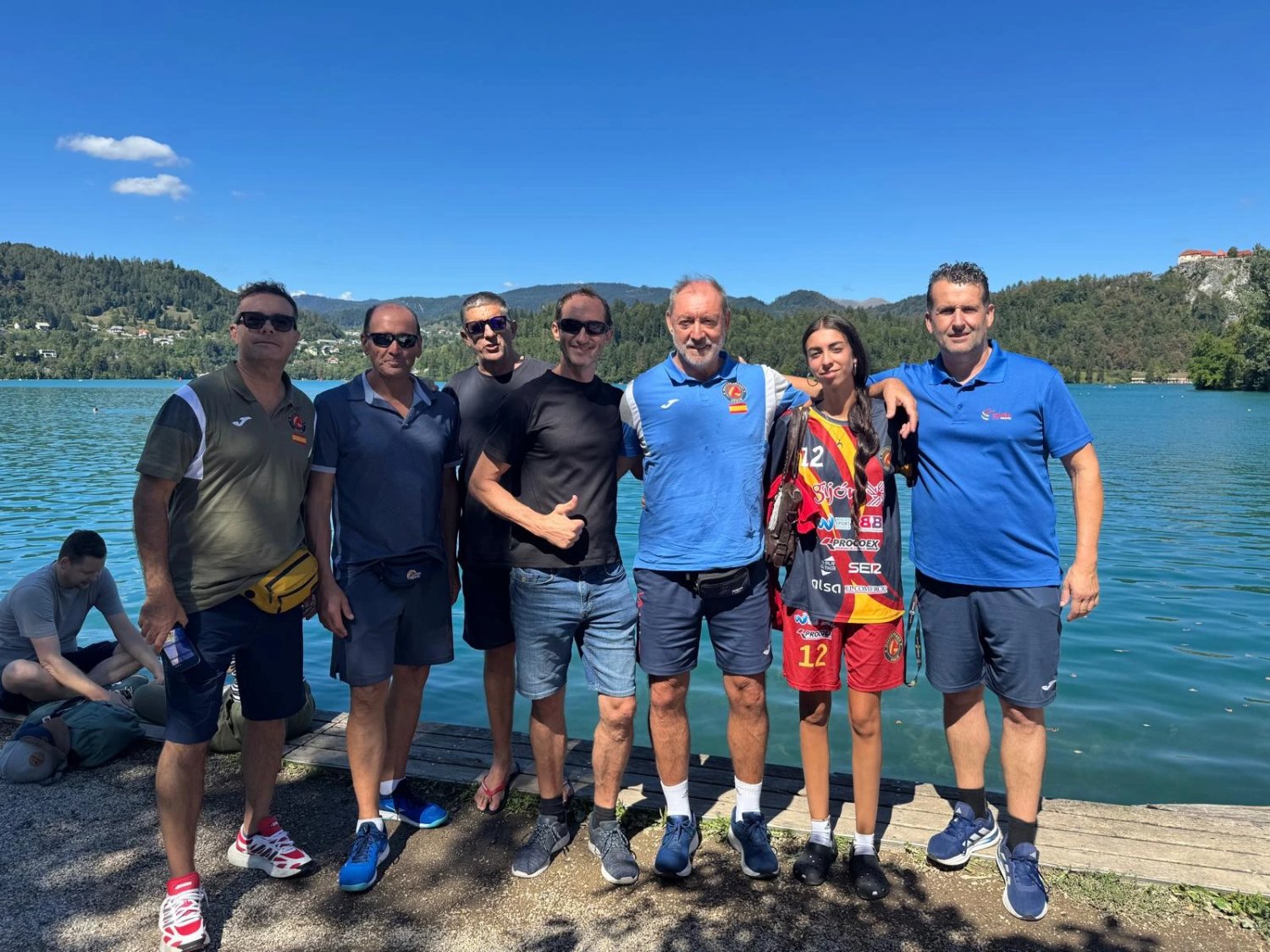 La expedición de Máster Volley Spain en el lago de Bled · Braslovče 2026.